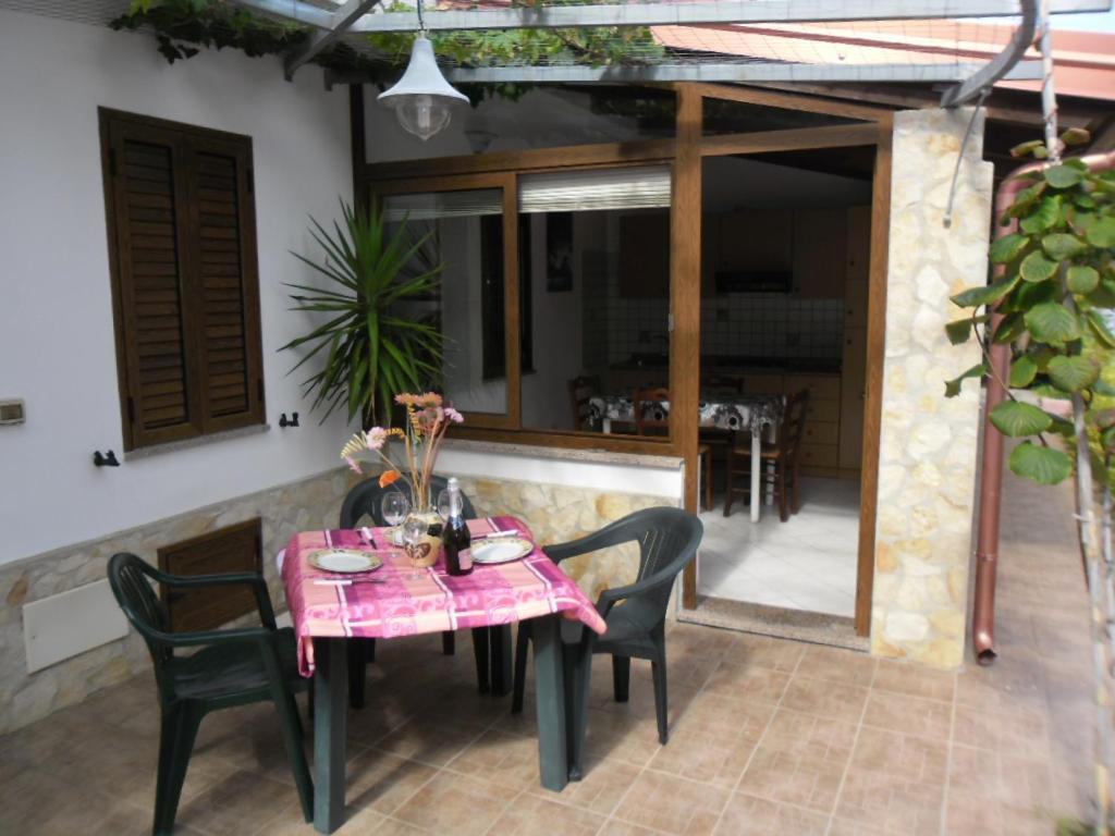 Aparthotel Pousada Romantica Tropea Exterior foto